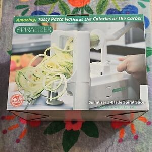 5-Blade Spiral Slicer - White